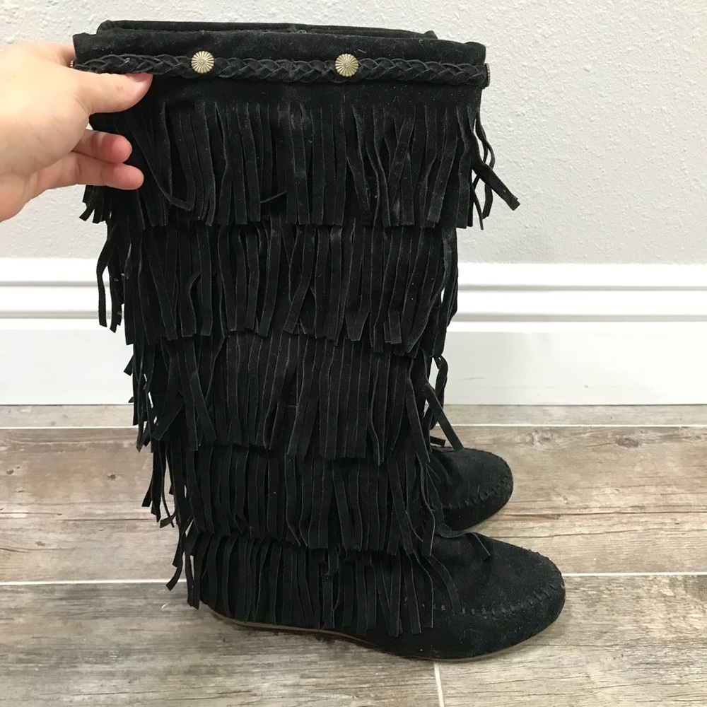 Fringe Moccasins